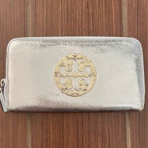 Tory Burch Silver Metallic Wallet